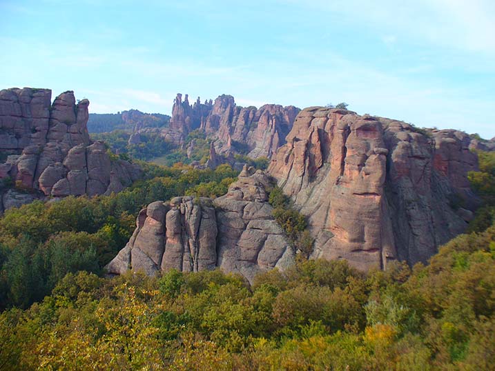 Klettern im Teilgebiet Belogradtschik aus dem Kletterführer Paules Kletterbibel Belogradtschik